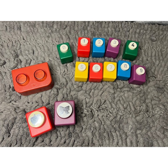 Paper Punches Scrapbooking Crafting Various Shapes Leaf Numbers Bow Apple Lot - Picture 1 of 6